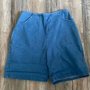 Women’s high waisted shorts